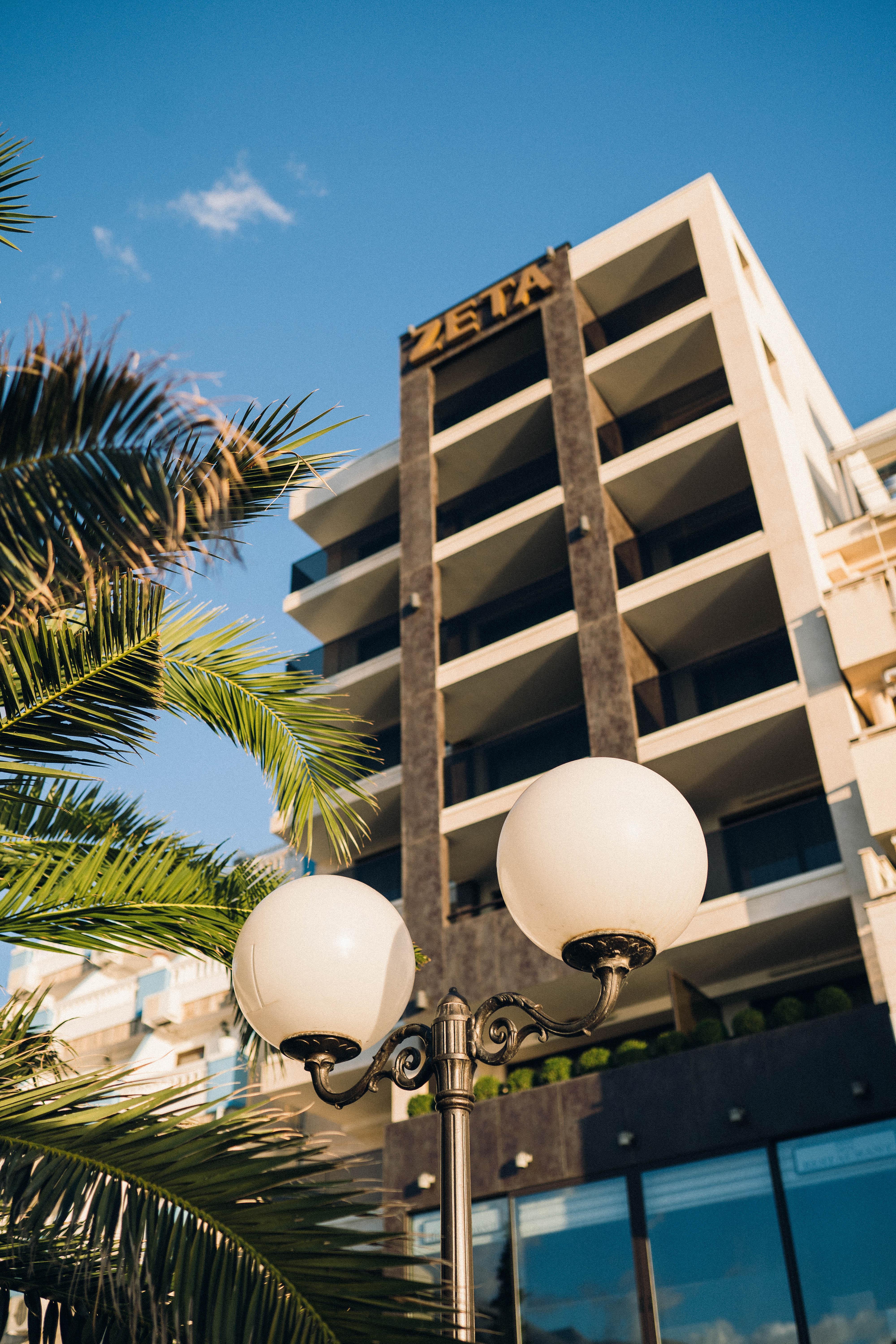 Zeta Hotel