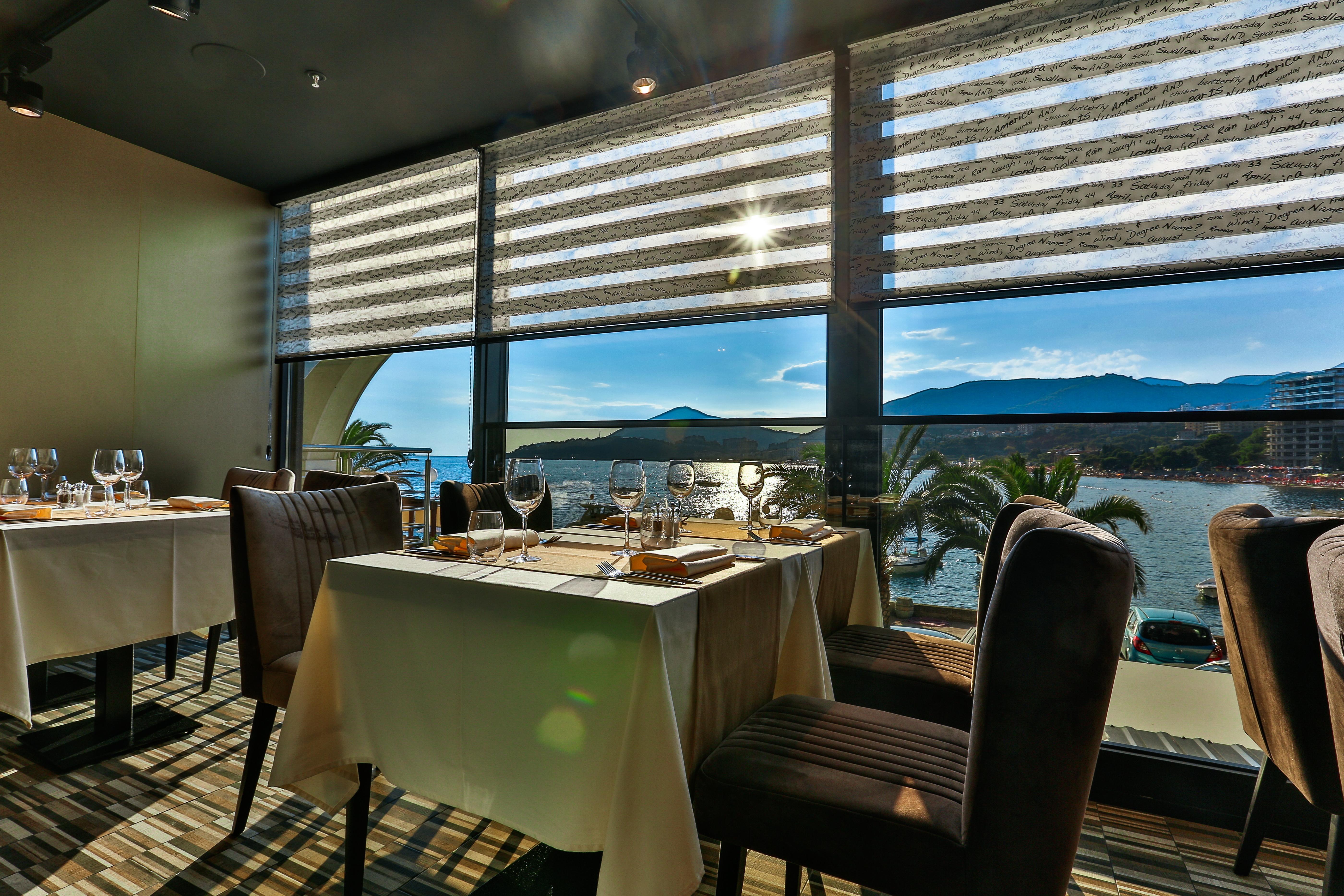 Zeta Hotel 4*